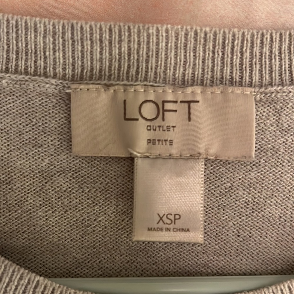 Sweater - Picture 4 of 4